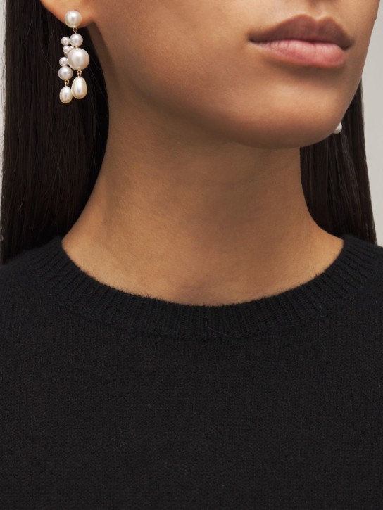 Sophie Bille Brahe: 14kt & pearl beverly earrings - women_1 | Luisa Via Roma