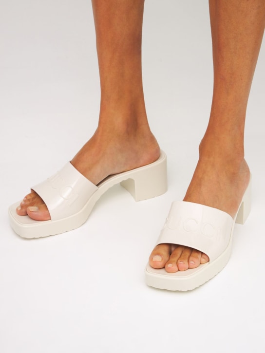 Gucci: 60mm Rubber slide sandals - women_1 | Luisa Via Roma