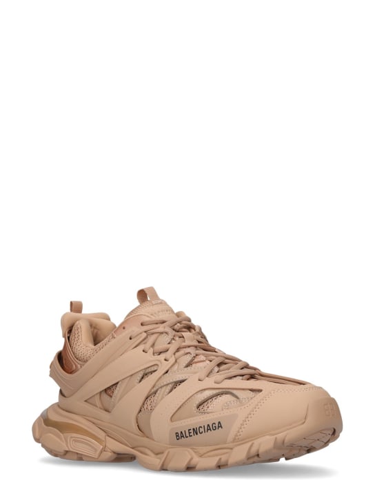Balenciaga: Track运动鞋 - 米黄色 - men_1 | Luisa Via Roma