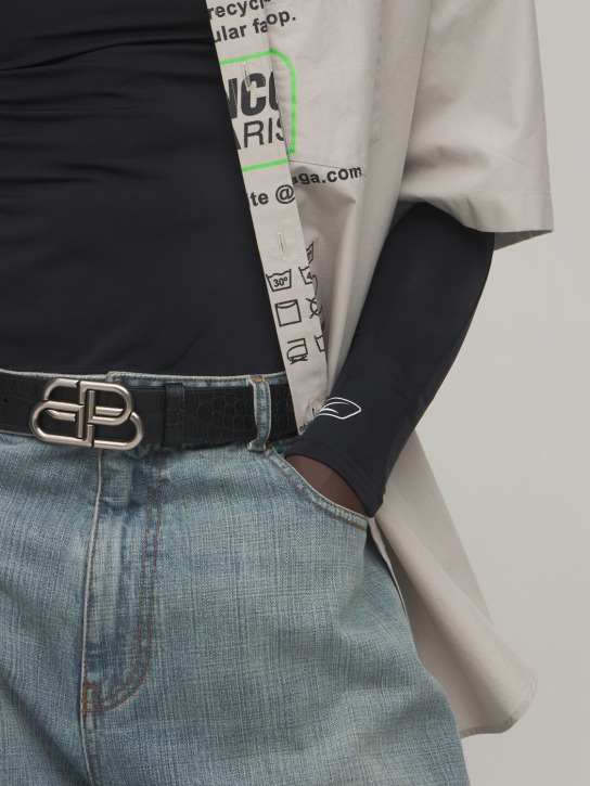 Balenciaga: Cintura in pelle con fibbia logo - Nero - men_1 | Luisa Via Roma