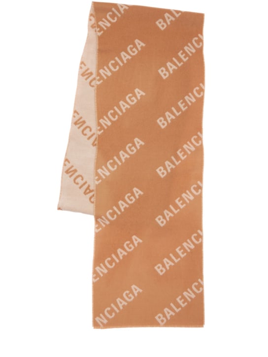 Balenciaga: 周身logo羊毛围巾 - 驼色/白色 - women_0 | Luisa Via Roma
