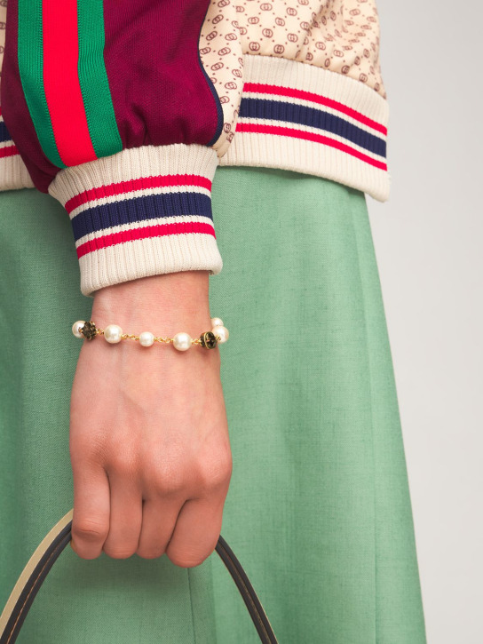 Gucci: GG Flower imitation pearl bracelet - Gold/Cream - women_1 | Luisa Via Roma