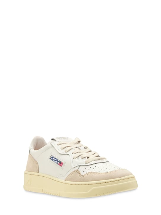 Autry: Medalist low sneakers - men_1 | Luisa Via Roma
