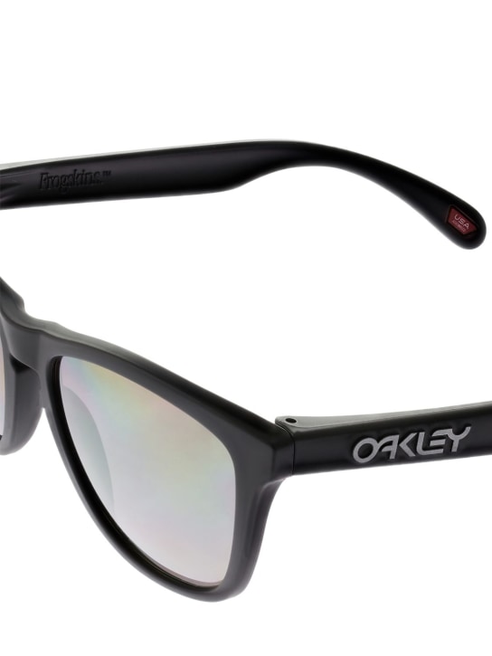 Oakley: Frogskins Prizm polarized sunglasses - Black - women_1 | Luisa Via Roma