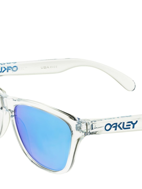Oakley: Frogskins XS 프리즘 선글라스 - women_1 | Luisa Via Roma