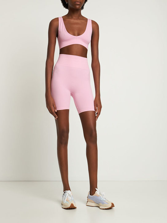 Weworewhat: Short cycliste en nylon sans coutures - Rose - women_1 | Luisa Via Roma