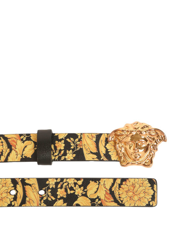 Versace: GÜRTEL AUS KUNSTLEDER MIT MEDUSA UND BAROQUE - Bunt - kids-girls_1 | Luisa Via Roma