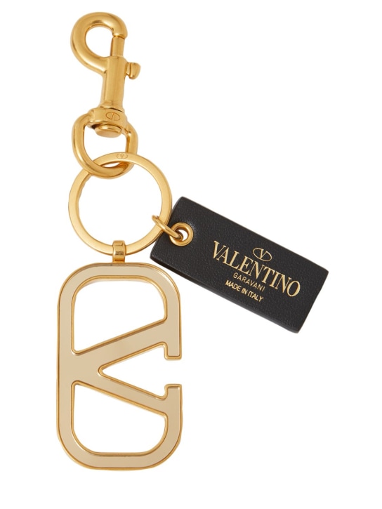 Valentino Garavani: Portachiavi in metallo con logo - Oro - men_1 | Luisa Via Roma