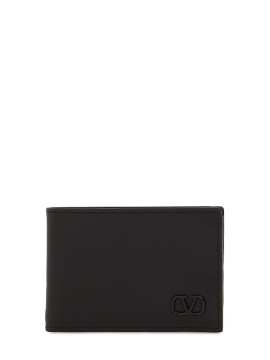 Valentino Garavani: Portefeuille en cuir avec logo en métal - Noir - men_0 | Luisa Via Roma