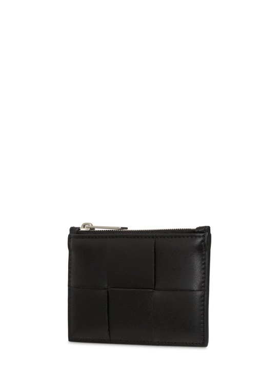 Bottega Veneta: Cassette leather zipped card case - Siyah - men_1 | Luisa Via Roma
