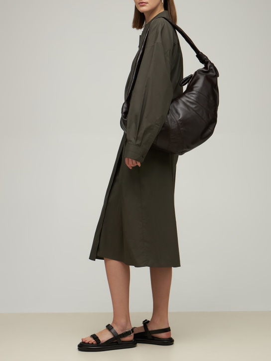Lemaire: Grand sac porté épaule en cuir nappa Croissant - Dark Chocolate - women_1 | Luisa Via Roma