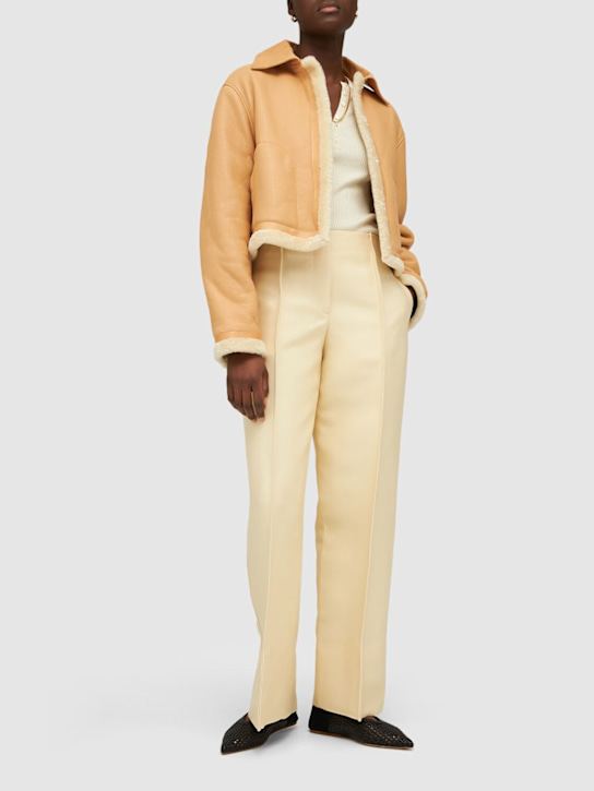 Jil Sander: Veste boxy en shearling - Biscuit - women_1 | Luisa Via Roma