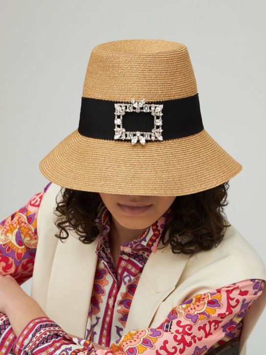 Roger Vivier: RV brooch straw effect brimmed hat - women_1 | Luisa Via Roma
