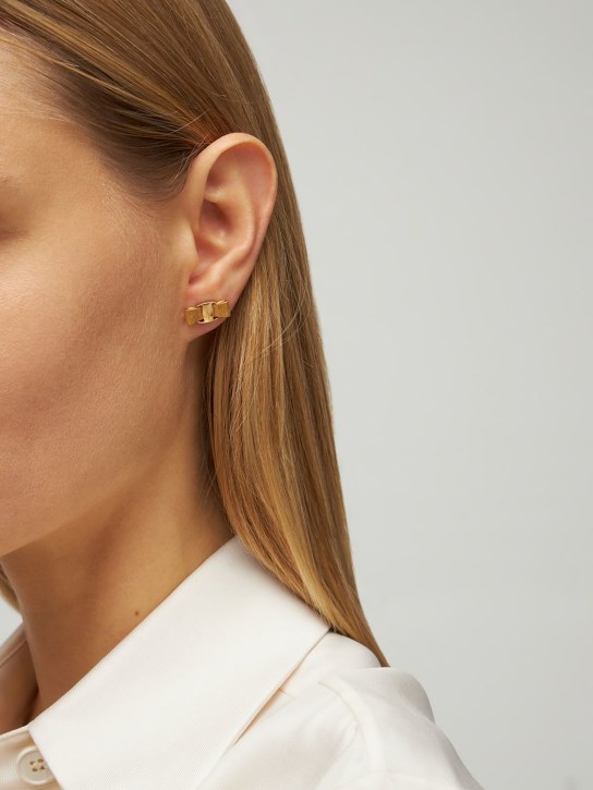 Ferragamo: Vara bow stud earrings - Gold - women_1 | Luisa Via Roma