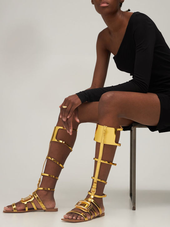 Roger Vivier: Sandali Gladiator in pelle metallizzata 10mm - Oro - women_1 | Luisa Via Roma