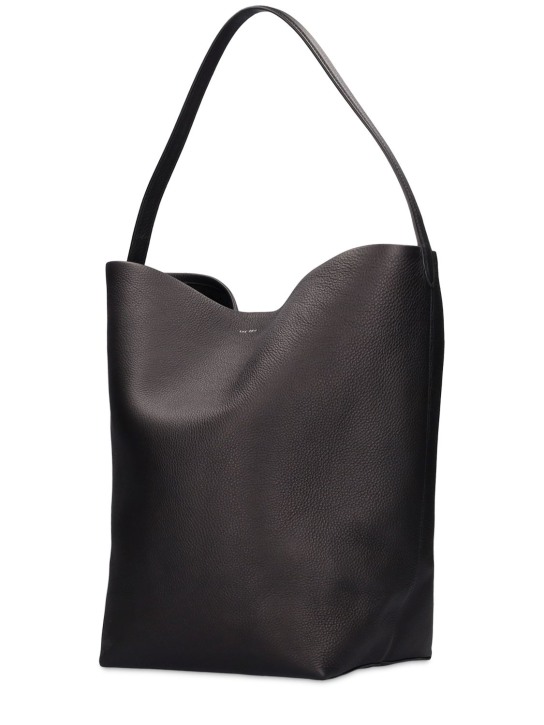 The Row: Large Lux Park leather tote bag - Siyah - women_1 | Luisa Via Roma