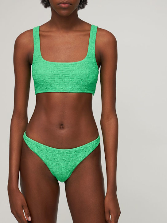 Alexander Wang: Logo科技织物比基尼泳裤 - 绿色 - women_1 | Luisa Via Roma