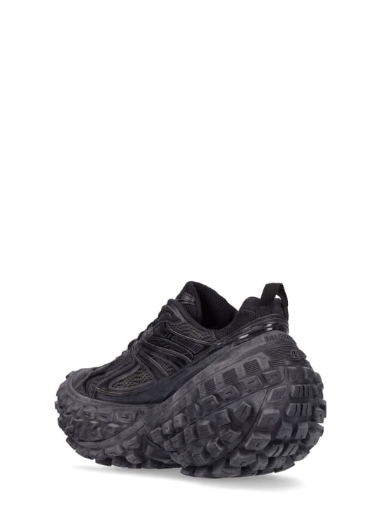 Balenciaga: Bouncer运动鞋 - 黑色 - men_3 | Luisa Via Roma