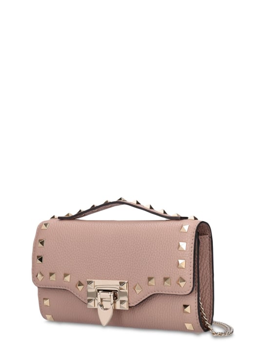 Valentino Garavani: Rockstud grained leather shoulder bag - Poudre - women_1 | Luisa Via Roma