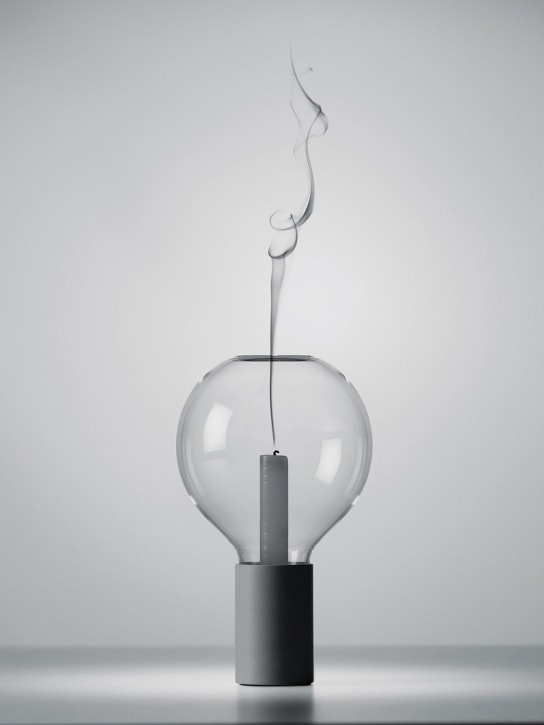 Davide Groppi: Tischlampe „Light My Fire“ - Weiß - ecraft_1 | Luisa Via Roma