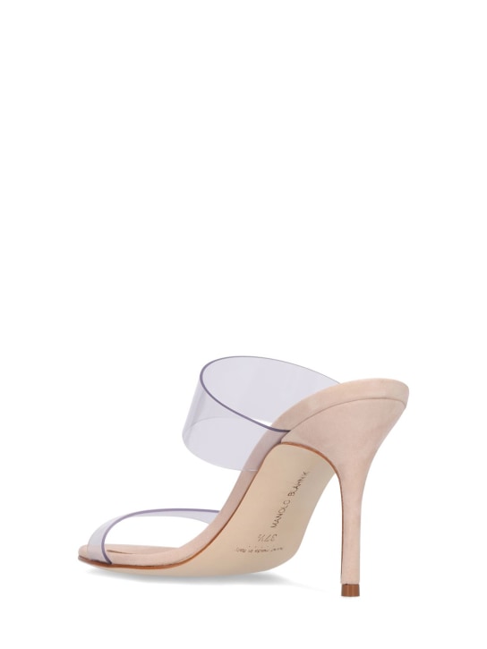 Manolo Blahnik: 90毫米Scolto PVC穆勒鞋 - 裸色 - women_2 | Luisa Via Roma