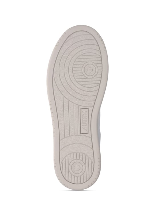 Autry: Sneakers „Medalist“ - Weiß/ Grau - women_4 | Luisa Via Roma