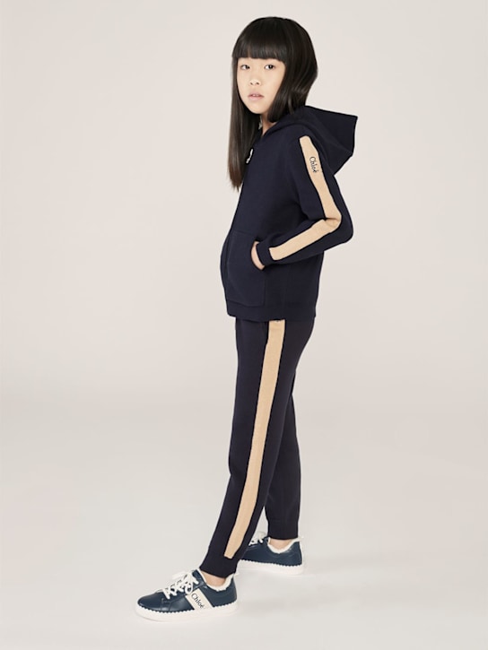 Chloé: Felpa in cotone organico e lana con cappuccio - Navy - kids-girls_1 | Luisa Via Roma