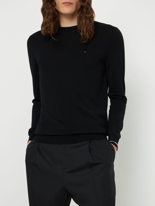 Valentino: Icon Stud 울 니트 스웨터 - 블랙 - men_1 | Luisa Via Roma