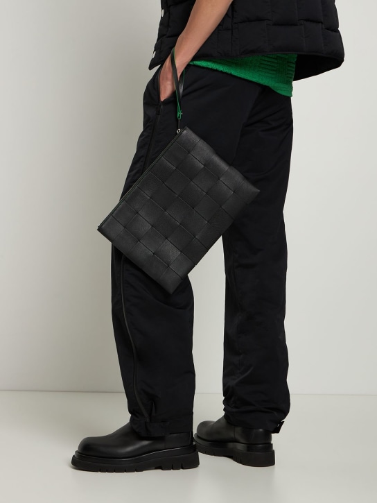 Bottega Veneta: Leather pouch w/ contrast edges - Black/Parakeet - men_1 | Luisa Via Roma