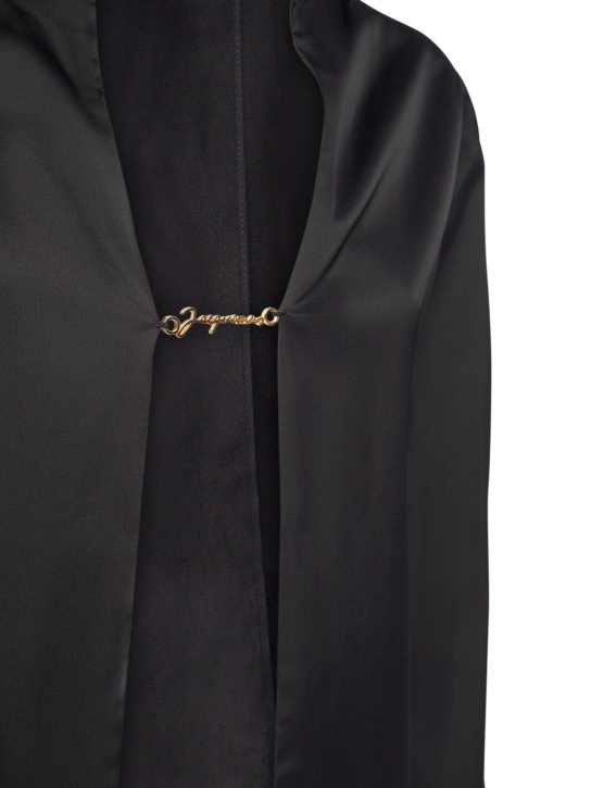 Jacquemus: La Chemise Notte开放式绸缎衬衫 - 黑色 - women_3 | Luisa Via Roma