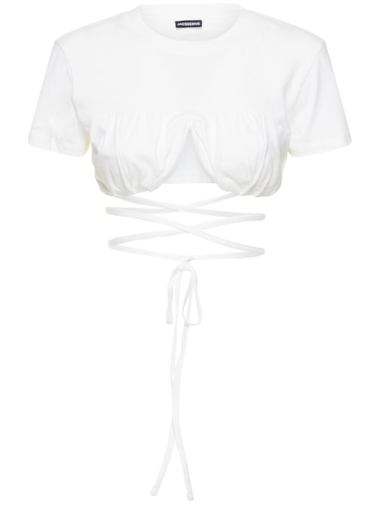 Jacquemus: Le T-Shirt Baci cotton self tie crop top - Beyaz - women_0 | Luisa Via Roma