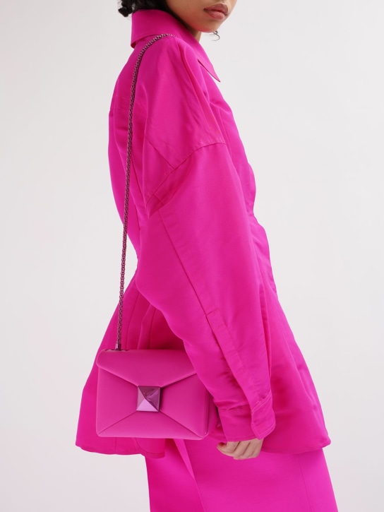 Valentino Garavani: Petit sac porté épaule en cuir One Stud - women_1 | Luisa Via Roma