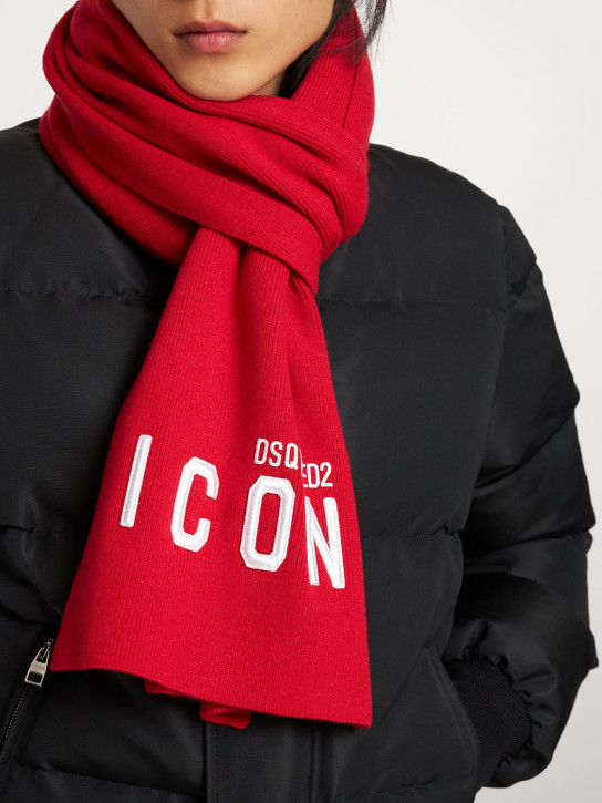 Dsquared2: Icon patch wool knit scarf - men_1 | Luisa Via Roma