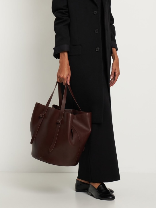 The Row: Jasper leather tote bag - women_1 | Luisa Via Roma