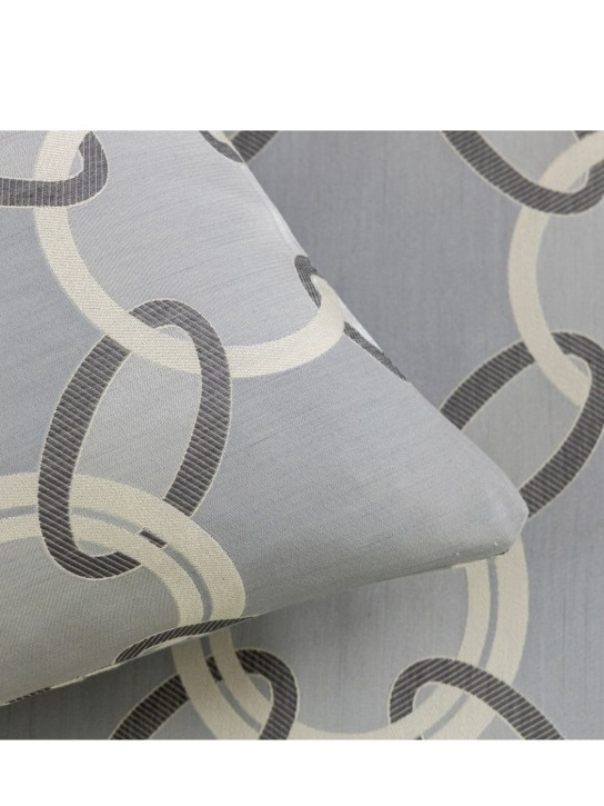 Frette: Lux Chains cushion - Grey/Ivory - ecraft_1 | Luisa Via Roma