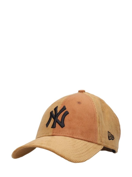 New Era: 9Forty corduroy NY hat - men_1 | Luisa Via Roma