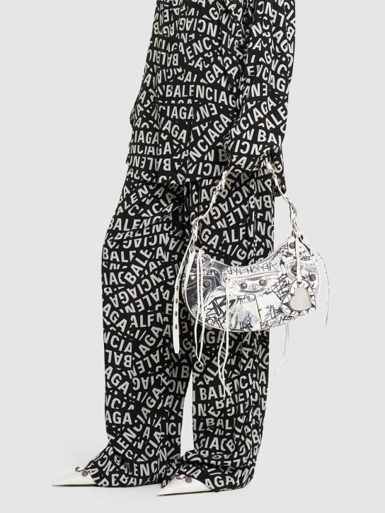 Balenciaga: Petit sac porté épaule en cuir Le Cagole - Blanc Optique - women_1 | Luisa Via Roma