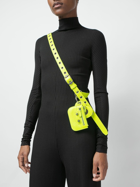 Balenciaga: Cinturón de piel Le Cagole 2cm - Amarillo Flúor - women_1 | Luisa Via Roma