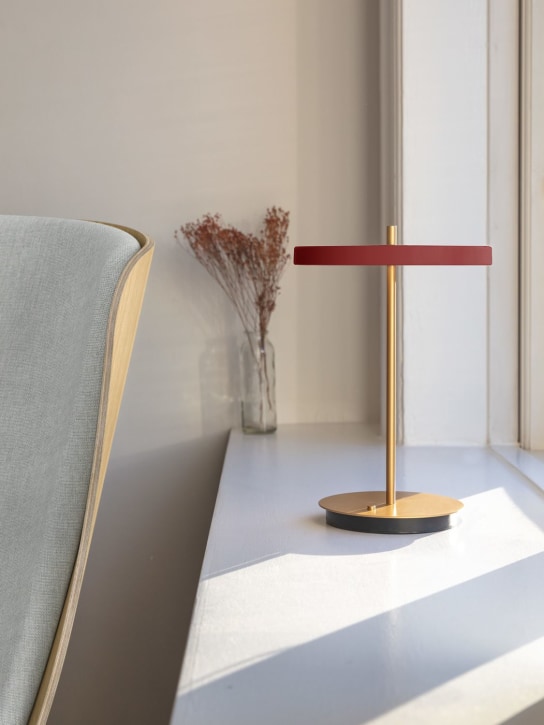 Umage: Asteria Move table lamp - Ruby Red - ecraft_1 | Luisa Via Roma
