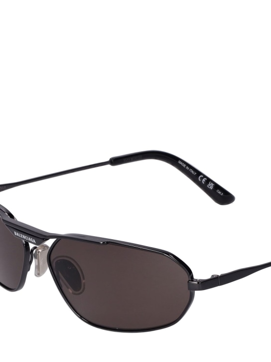 Balenciaga: 0245S Tag 2.0 oval metal sunglasses - Black - women_1 | Luisa Via Roma