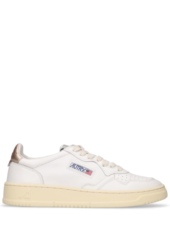 Autry: Sneakers "Medalist" - women_0 | Luisa Via Roma