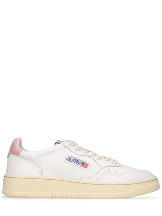 Autry: Medalist Low sneakers - White/Pink - women_0 | Luisa Via Roma