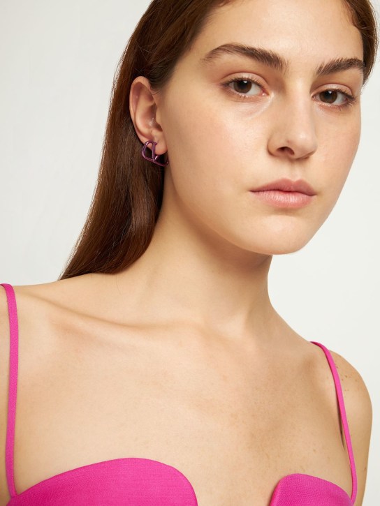 Valentino Garavani: 2.5cm V logo signature earrings - Pink - women_1 | Luisa Via Roma