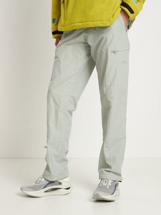 Soulland X Li-ning: Soulland x Li-ning Shadow sneakers - White - men_1 | Luisa Via Roma