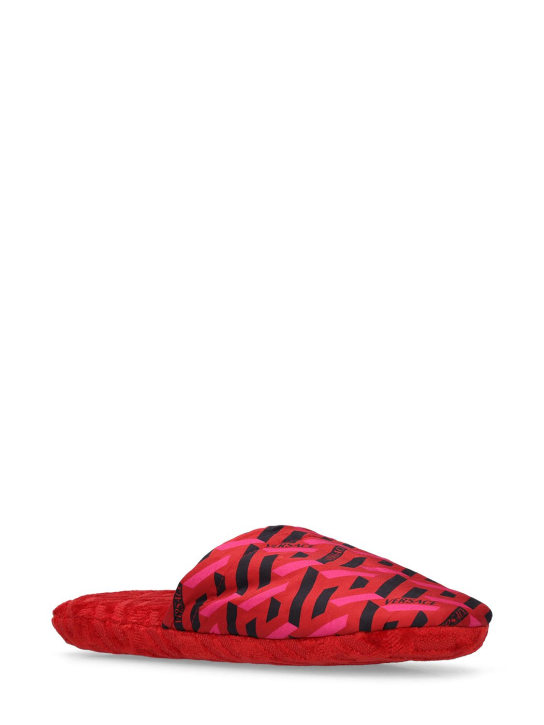 Versace: Greca Signature拖鞋 - Parade Red - men_1 | Luisa Via Roma