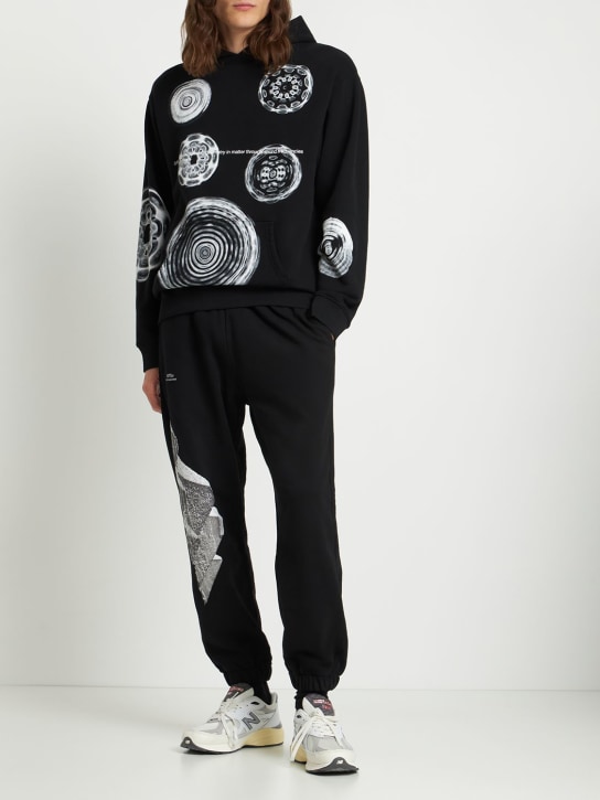 MSFTSrep: Mystery School print cotton sweatpants - Black - men_1 | Luisa Via Roma