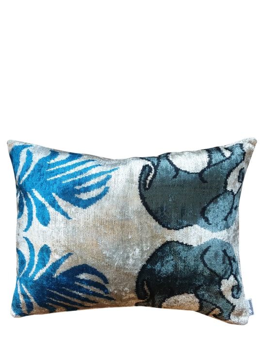 Les Ottomans: Cotton & silk velvet cushion - Blue - ecraft_0 | Luisa Via Roma
