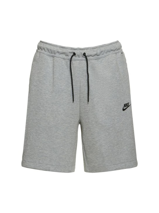 Nike: Shorts in Tech Fleece - Grigio Melange - men_0 | Luisa Via Roma