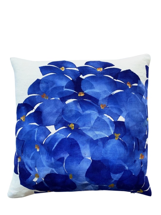 Chiara Grifantini: Hydrangea blu cushion - Blue - ecraft_0 | Luisa Via Roma