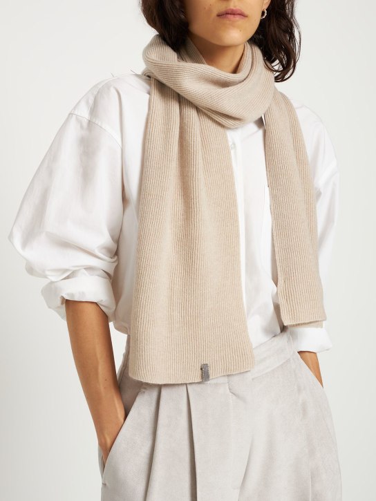 Brunello Cucinelli: Knit cashmere scarf - women_1 | Luisa Via Roma
